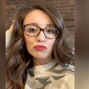 Meet your Posher, Haley